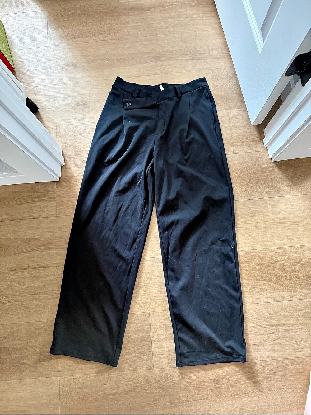 Halara Flex DayStretch Asymmetric High Waisted Work Straight Leg Pants with Pock